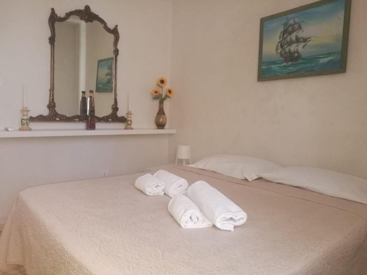 A Due Passi Dal Porto Appartement Trapani Buitenkant foto