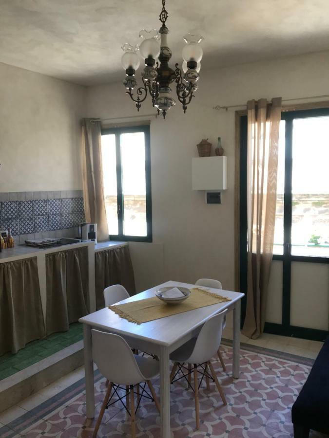 A Due Passi Dal Porto Appartement Trapani Buitenkant foto