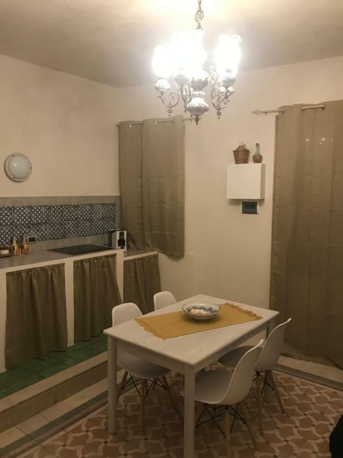 A Due Passi Dal Porto Appartement Trapani Buitenkant foto