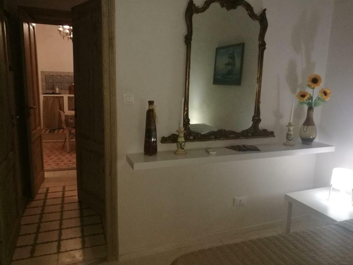 A Due Passi Dal Porto Appartement Trapani Buitenkant foto